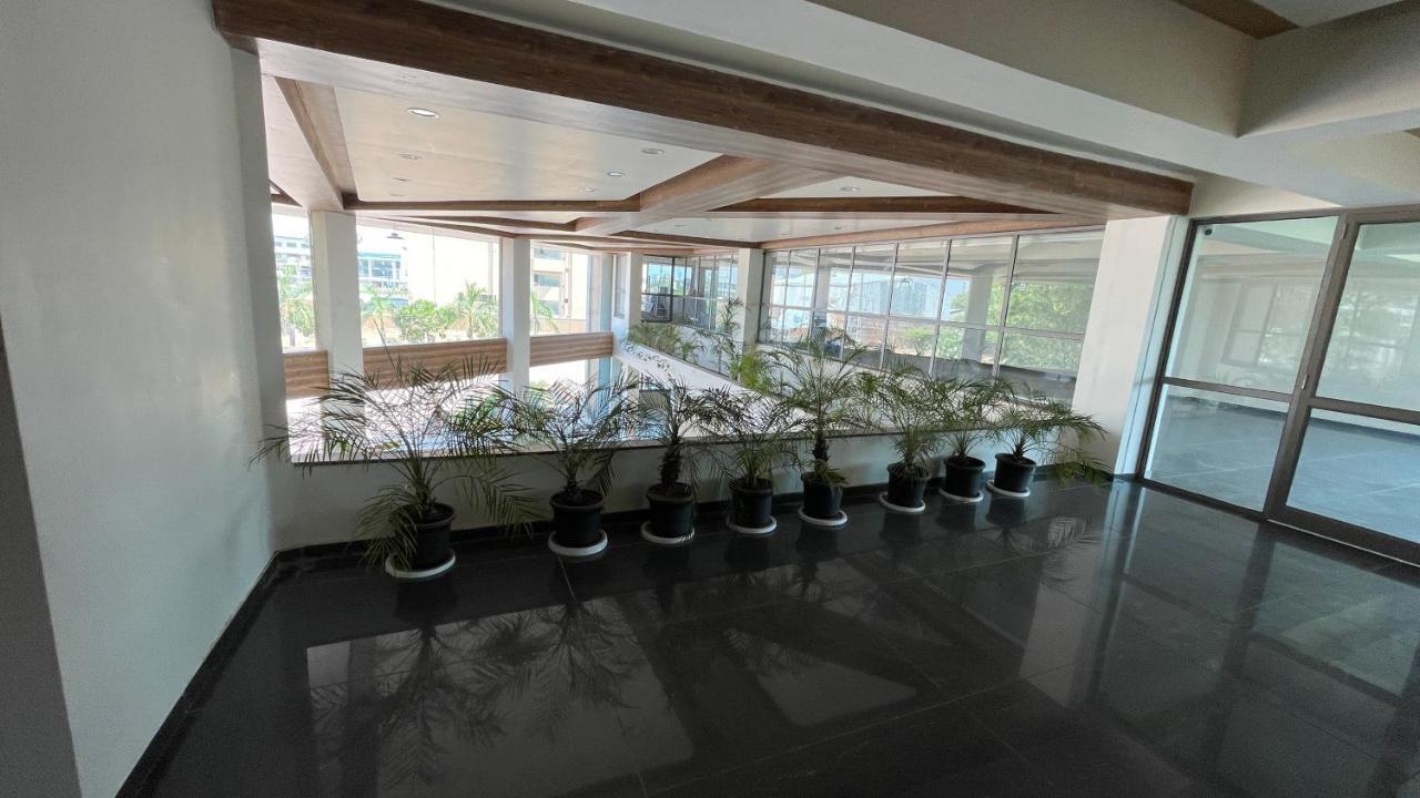 Heaven 7 Hotel & Resort Himatnagar Exterior foto