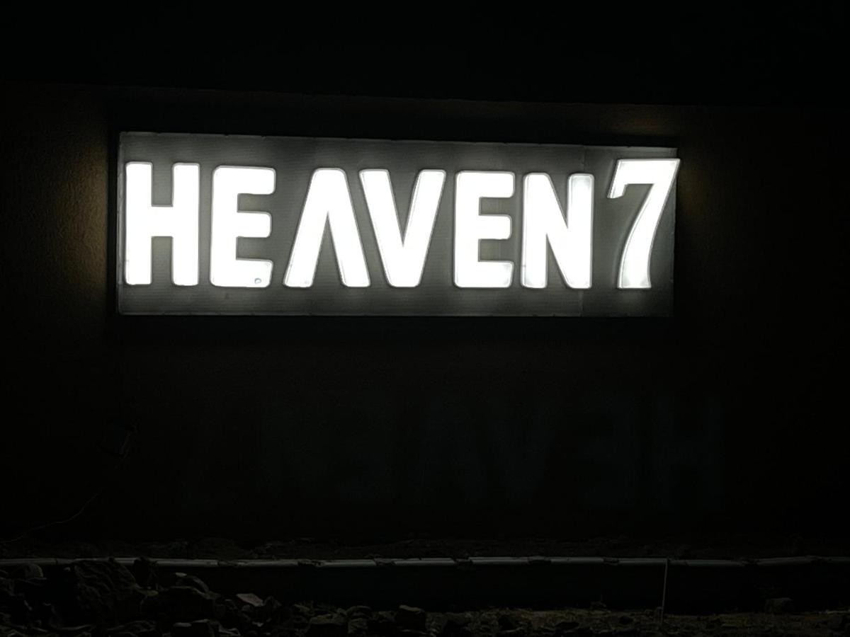 Heaven 7 Hotel & Resort Himatnagar Exterior foto